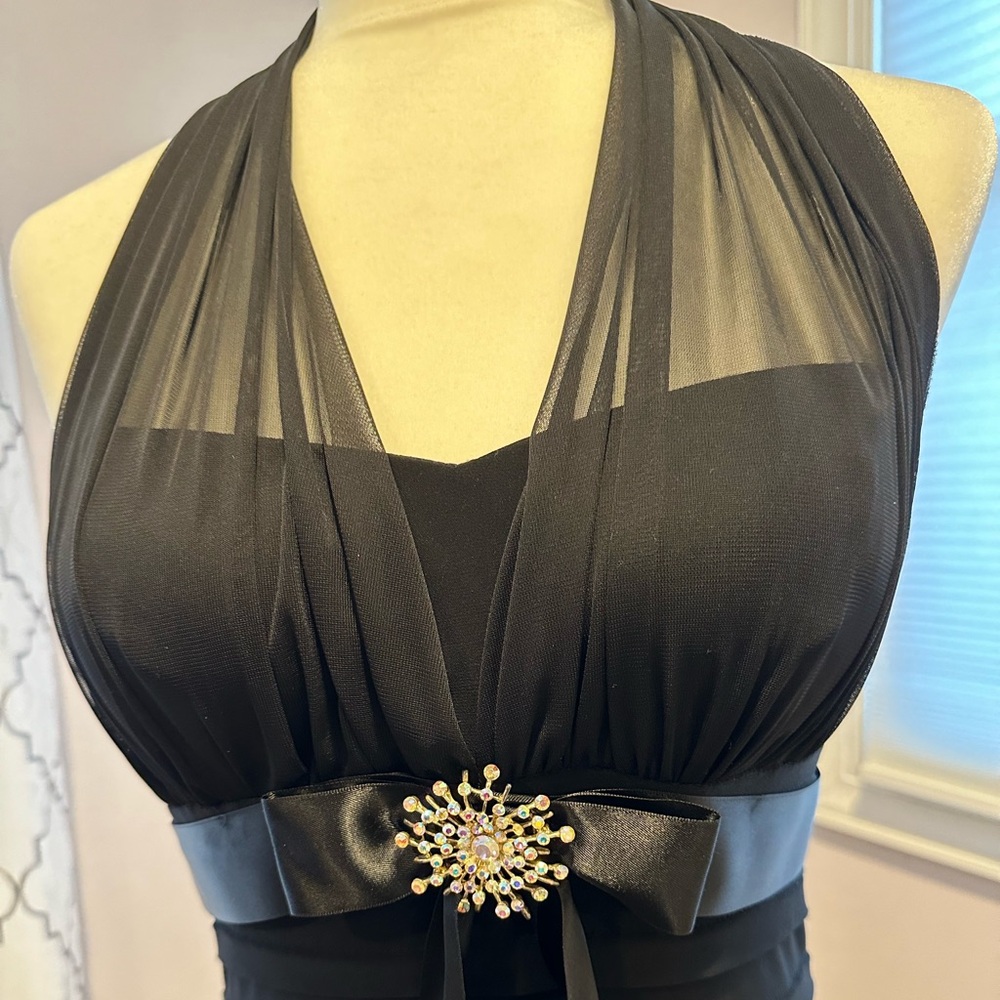 Betsy & Adam black cocktail dress - size 8P